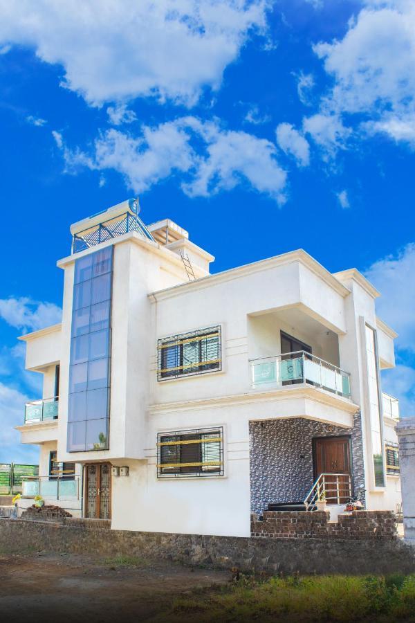 Sukhakarta Holiday Home アリバグ エクステリア 写真