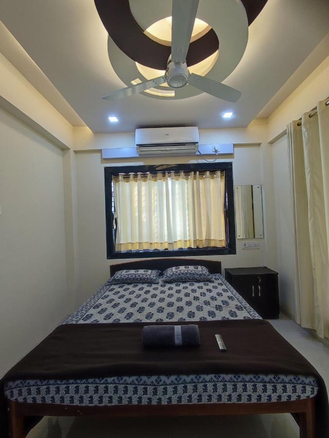 Sukhakarta Holiday Home アリバグ エクステリア 写真